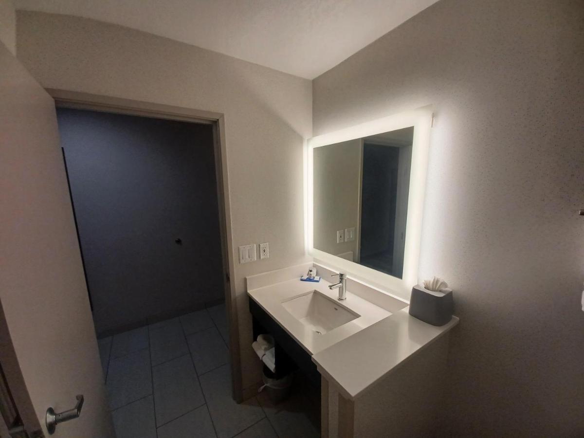 Holiday Inn Express & Suites Lincoln City By Ihg Eksteriør billede