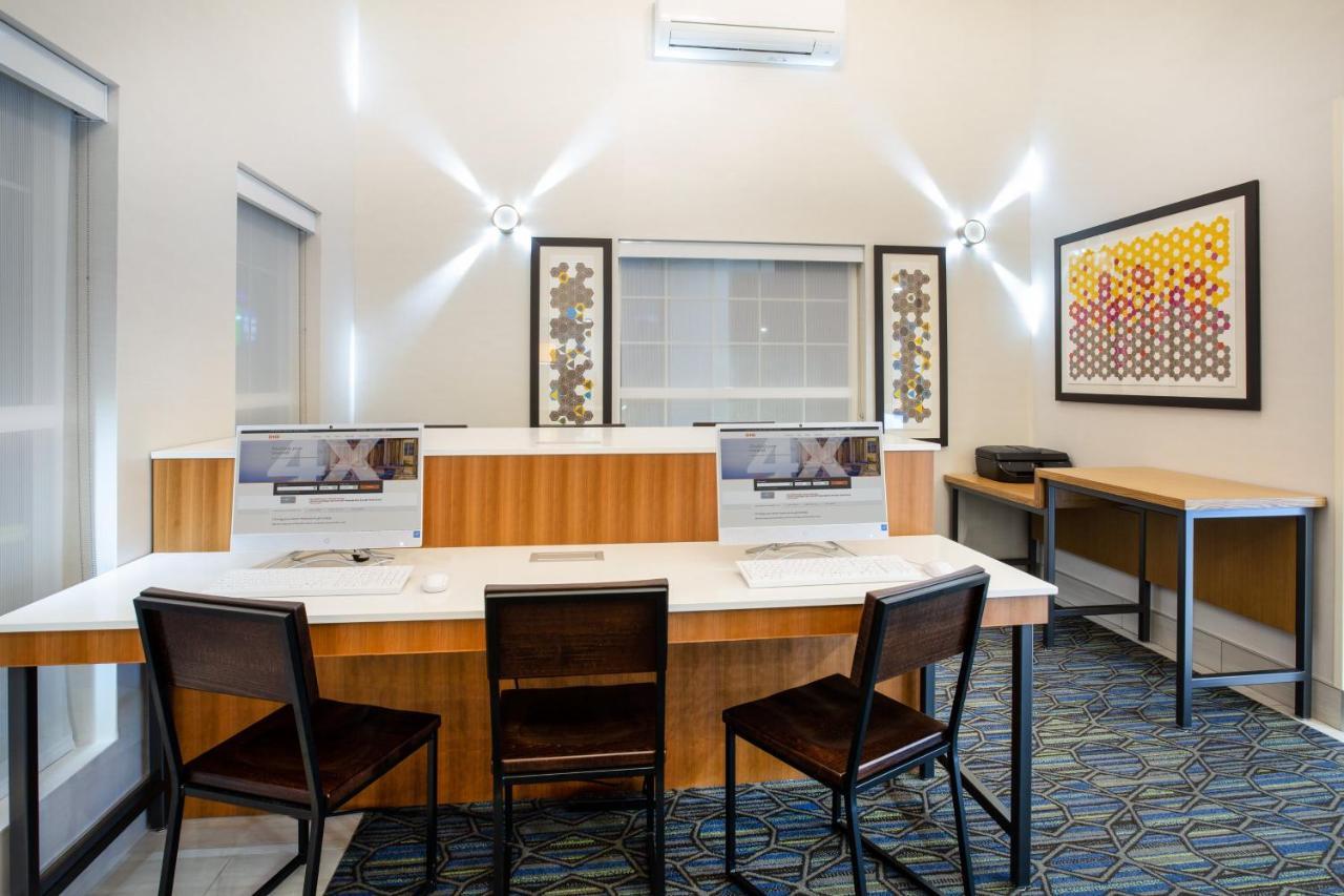 Holiday Inn Express & Suites Lincoln City By Ihg Eksteriør billede