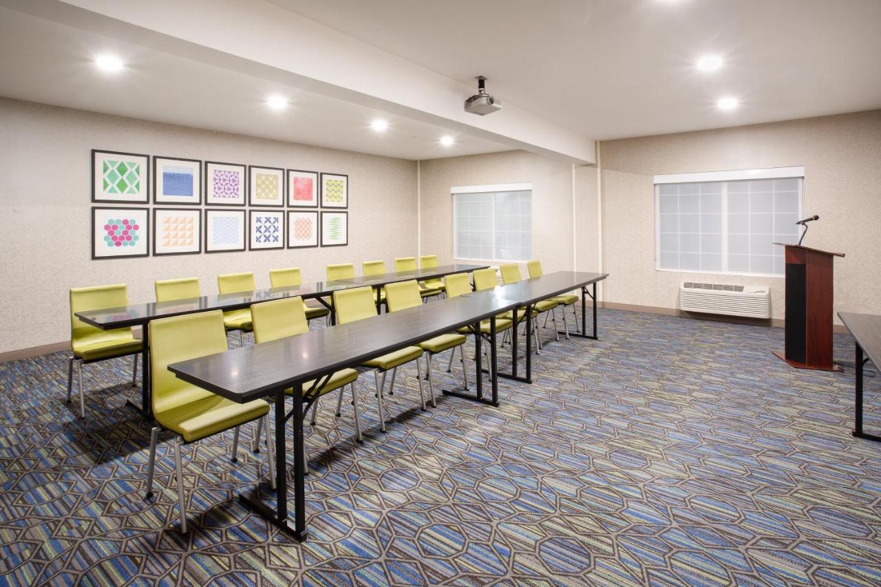 Holiday Inn Express & Suites Lincoln City By Ihg Eksteriør billede